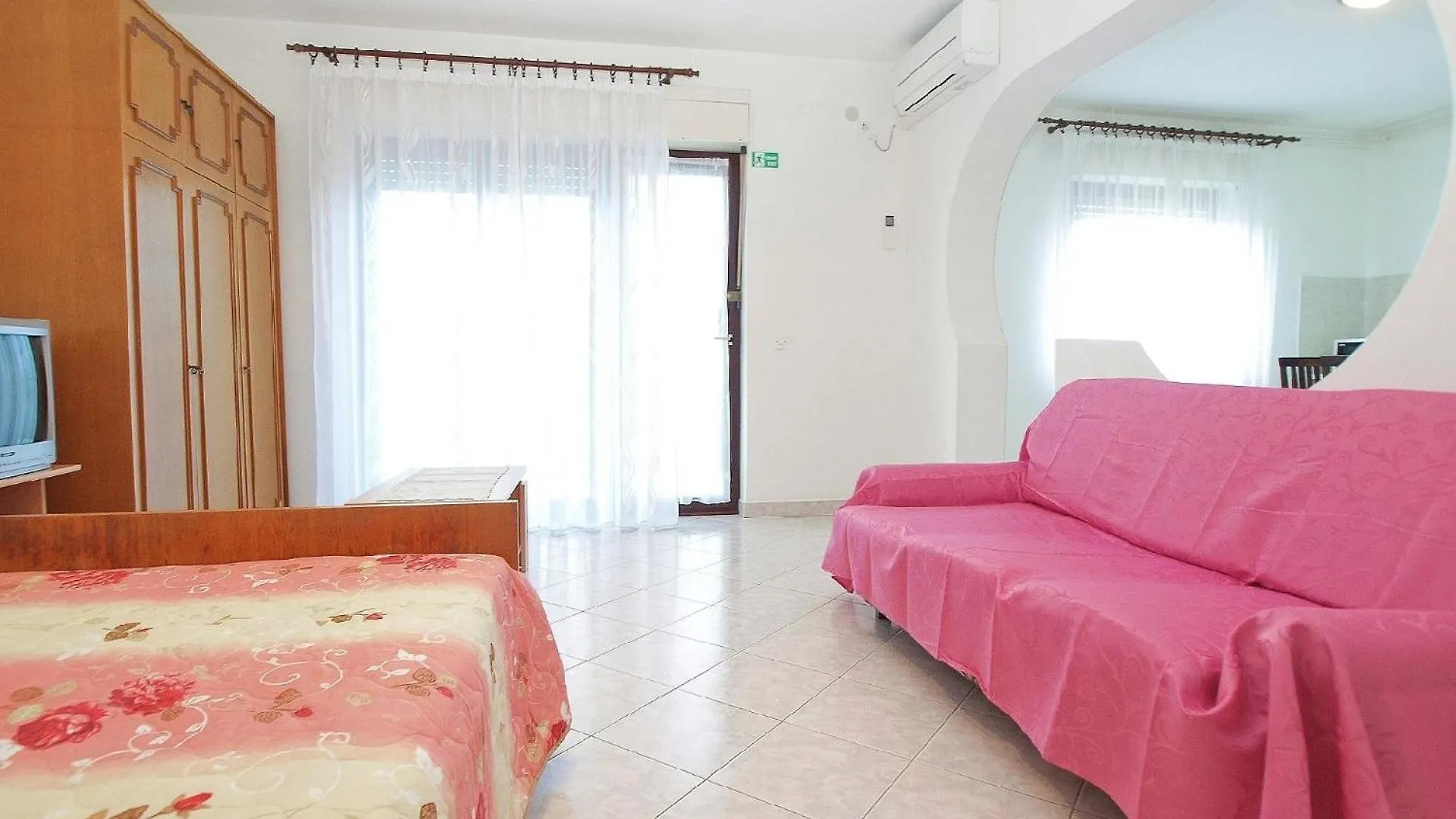 Ferienwohnung Fuer 3 Personen Ca 46 Qm In Pula-Fondole, Istrien Istrische Riviera Stinjan 0*,